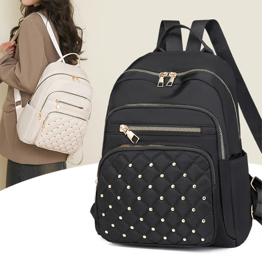 Damen Rucksack aus leichtem Nylon | Gestepptes Design mit Rautennieten & großem Stauraum
